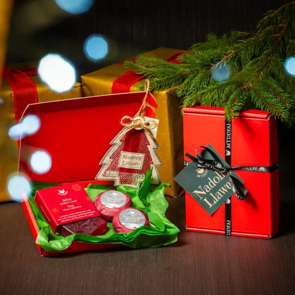 Nadolig Llawen Letterbox Gift Box
