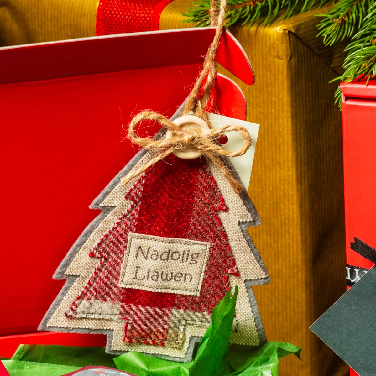 Tree decoration